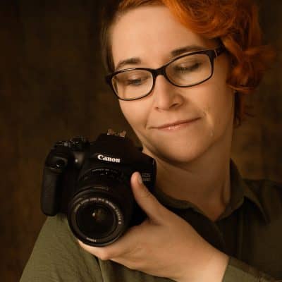 Bokehliebe Fotografie alias Tanja Duncan mit ihrer Kamera und Foto-Projekte